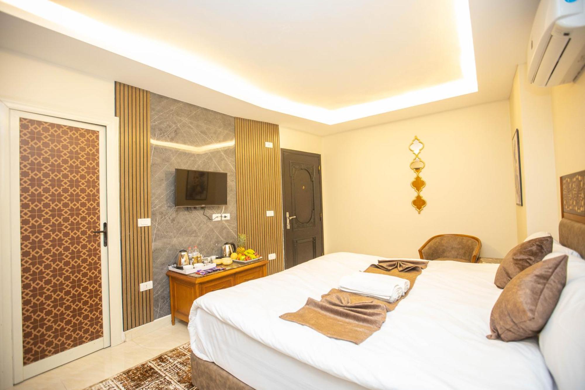 The Muse Pyramids Otel